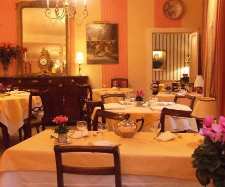 Les Lions De Beauclerc Hotel Lyons-la-Foret Luaran gambar